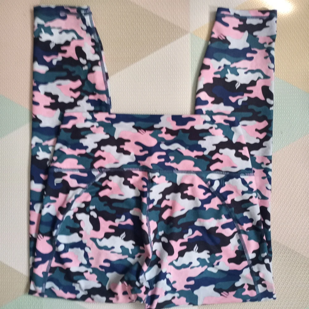Powerhold Fabletics High rise Camo Legging size S - Picture 10 of 10